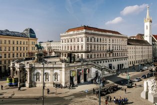 50731-albertina-aussenansicht